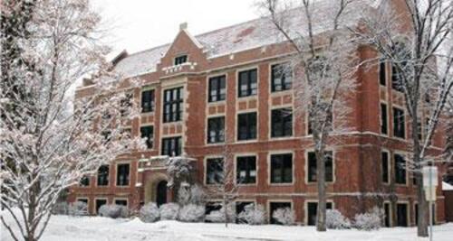 北達科塔大學<br><small>UNIVERSITY OF NORTH DAKOTA</small>