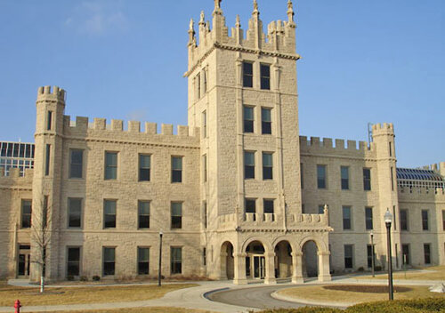 北伊利諾大學<br><small>Northern Illinois University</small>