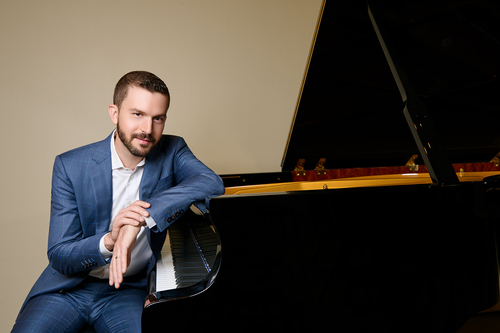 Dr. Evan Mitchell